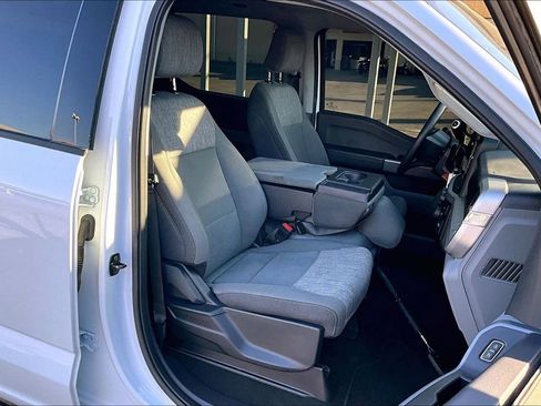 Used 2024 Ford F250 XLT image 12