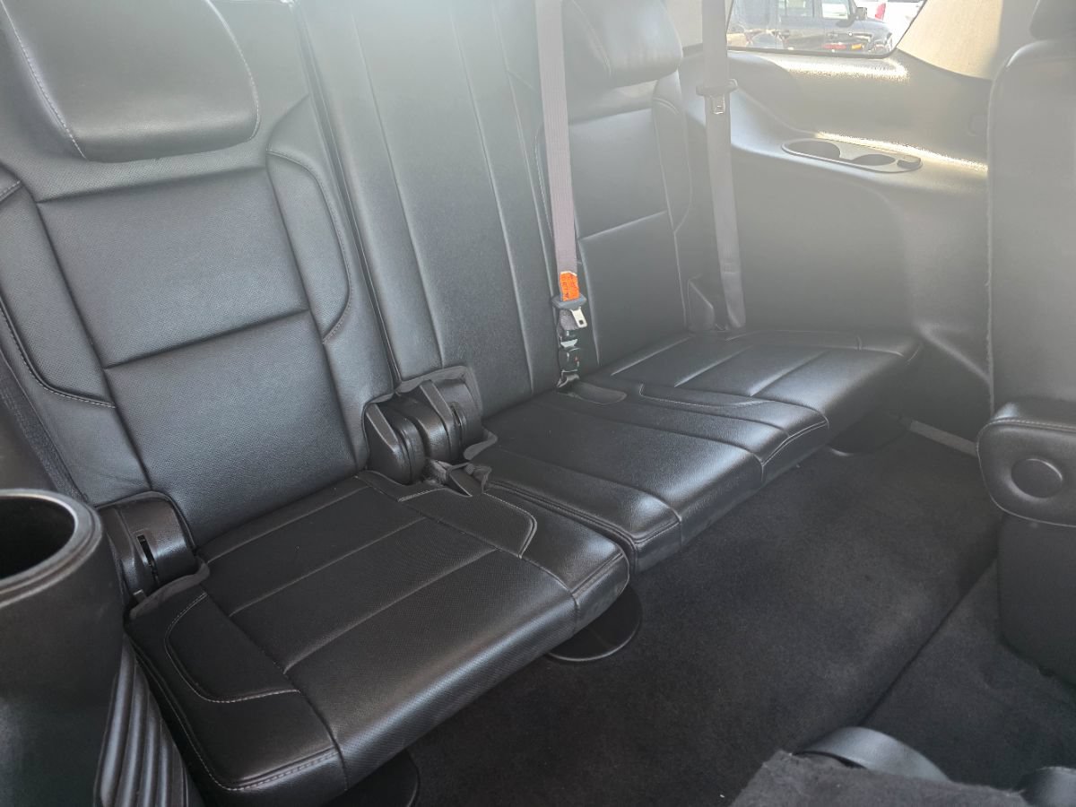 Used 2018 GMC Yukon SLT AWD/4WD image 19