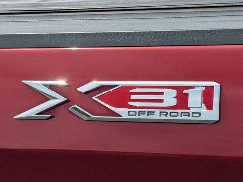Used 2019 GMC Sierra 1500 SLT w/ SLT Premium Plus Package AWD/4WD image 13