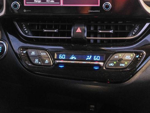 Used 2022 Toyota C-HR Limited FWD image 15