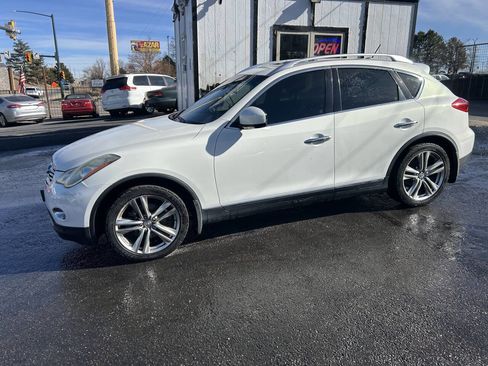 Used 2011 INFINITI EX35 Journey w/ Premium Pkg image 3