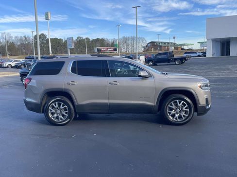 Used 2023 GMC Acadia SLE w/ Driver Convenience Package image 2