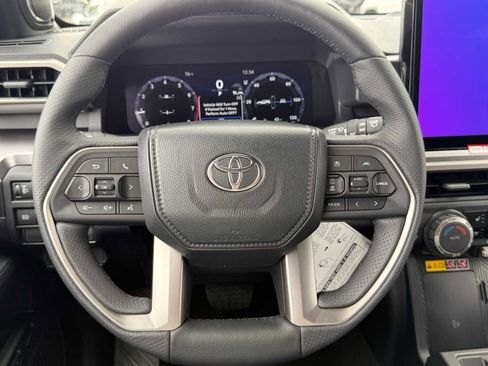 New 2026 Toyota 4Runner TRD Off-Road Premium AWD/4WD image 12