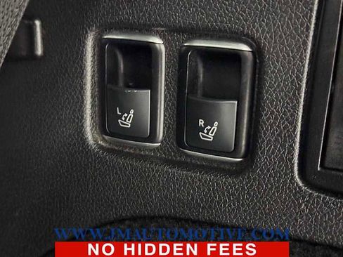 Used 2016 Mercedes-Benz GL 450 4MATIC image 20