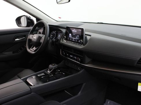 New 2026 Nissan Rogue SV image 23