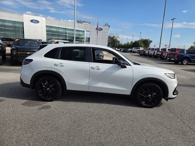 Used 2024 Honda HR-V Sport image 13