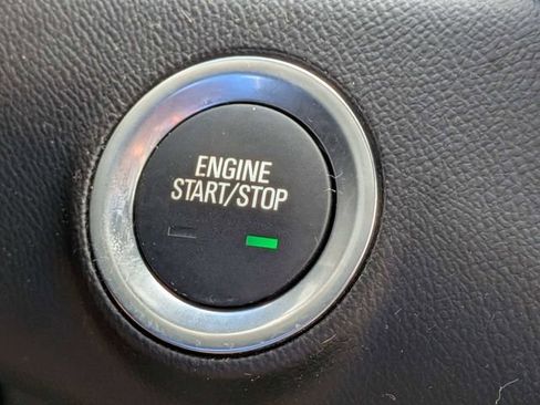 Used 2023 GMC Terrain SLT w/ Tech Package AWD/4WD image 33