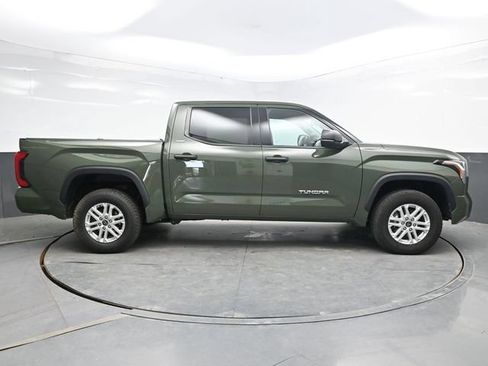 Used 2022 Toyota Tundra SR5 AWD/4WD image 8