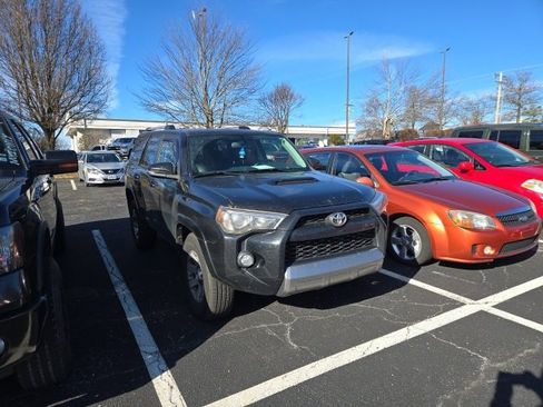 Used 2014 Toyota 4Runner 4WD image 1