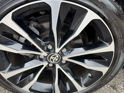 Used 2019 Toyota Corolla SE image 24