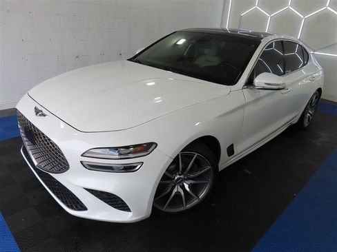 Used 2022 Genesis G70 2.0T w/ Prestige Package AWD/4WD image 7
