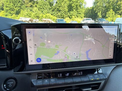 Used 2026 Toyota Camry SE w/ Multimedia Upgrade Package FWD image 31