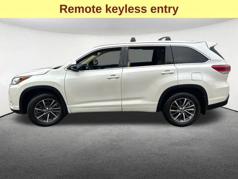 Used 2018 Toyota Highlander XLE image 6