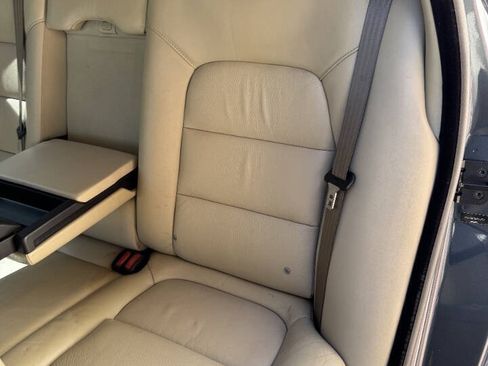 Used 2008 Volvo V70 FWD image 12