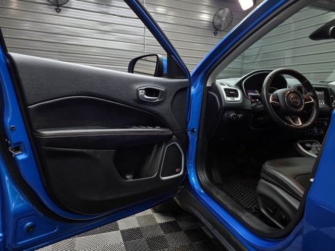 Used 2019 Jeep Compass Latitude w/ Popular Equipment Group AWD/4WD image 33