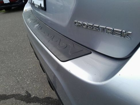 Used 2024 Subaru Crosstrek 2.0i AWD/4WD image 40
