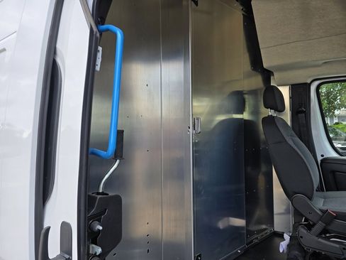New 2025 RAM ProMaster 3500 image 32