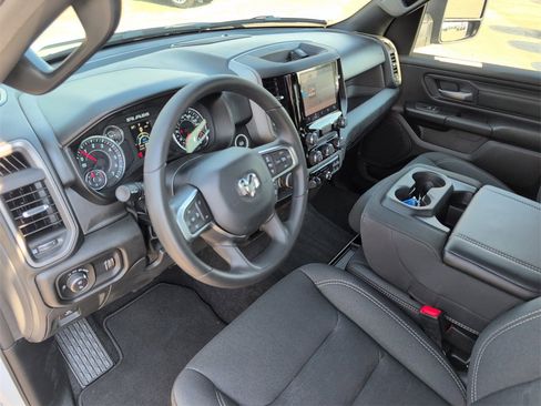 New 2025 RAM 1500 Tradesman w/ Night Edition image 12