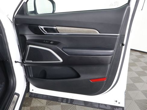 Used 2020 Kia Telluride EX w/ EX Premium Package image 29