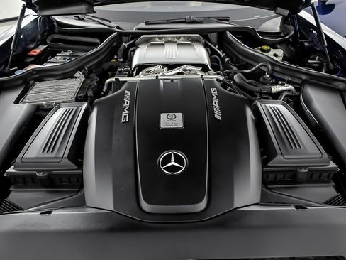 Used 2018 Mercedes-Benz AMG GT C image 17