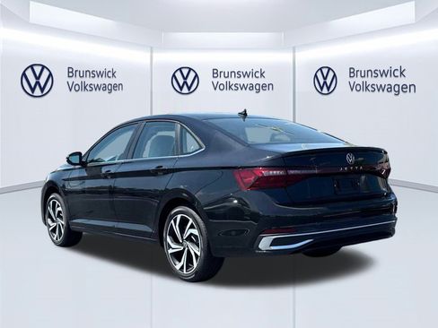 New 2026 Volkswagen Jetta SEL FWD image 4