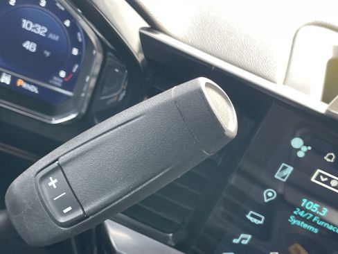 Used 2024 Chevrolet Silverado 1500 RST image 19