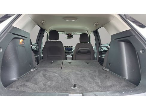 Used 2021 Chevrolet TrailBlazer LT w/ Convenience Package FWD image 13