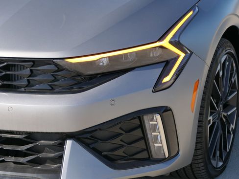 New 2026 Kia K5 GT FWD image 8