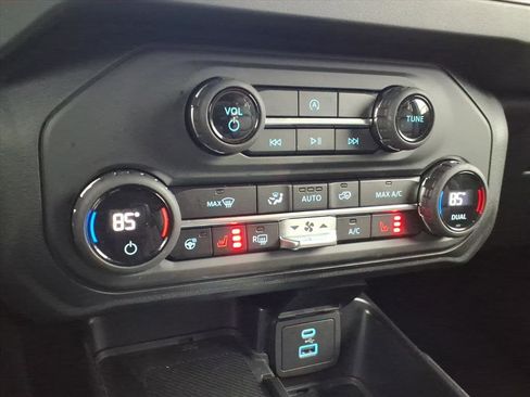 Certified 2025 Ford Bronco Outer Banks image 16