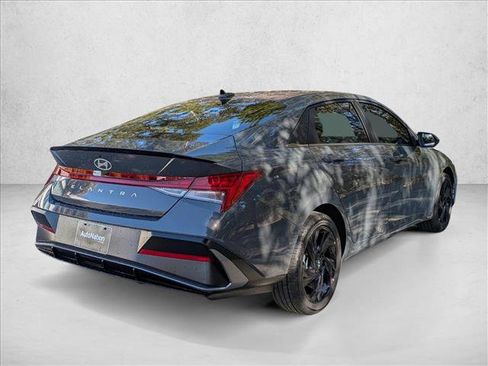 New 2026 Hyundai Elantra SEL Sport Premium image 2