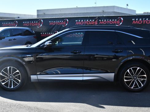 Used 2024 Acura ZDX A-Spec image 4