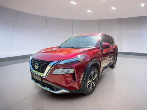 Used 2023 Nissan Rogue Platinum w/ Platinum Premium Package AWD/4WD image 2