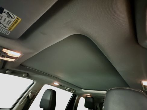 Used 2015 Toyota Highlander Limited Platinum image 27