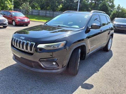 Used 2019 Jeep Cherokee Latitude w/ Popular Appearance Group image 18