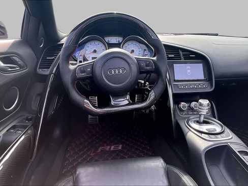 Used 2011 Audi R8 V10 AWD/4WD image 5