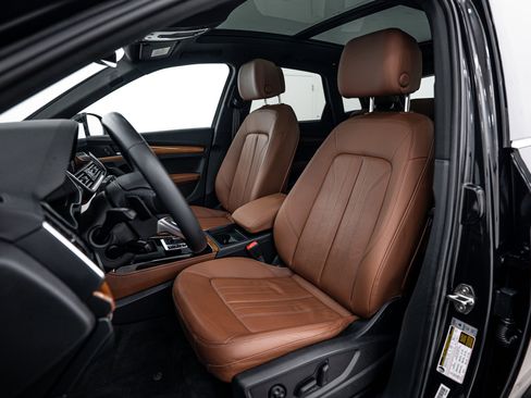 Certified 2023 Audi Q5 2.0T Premium Plus w/ Premium Plus Package image 16