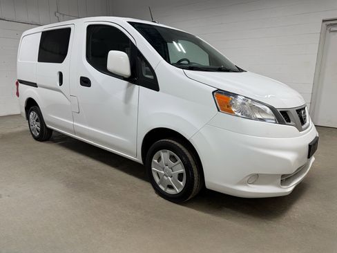 Used 2021 Nissan NV200 SV w/ Sliding Door Glass Package image 3