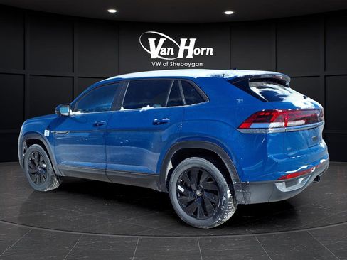 New 2026 Volkswagen Atlas Cross Sport SE image 3