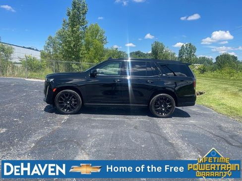 Used 2022 Cadillac Escalade Sport Platinum AWD/4WD image 13
