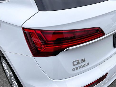 Used 2023 Audi Q5 e Premium Plus w/ Premium Plus Package AWD/4WD image 41
