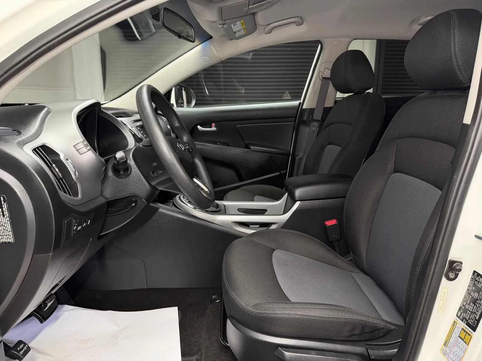 Used 2015 Kia Sportage LX FWD image 25