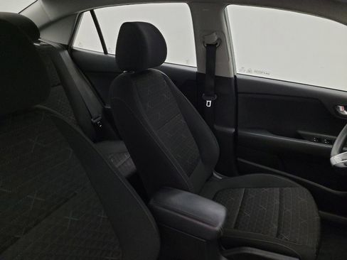 Used 2022 Kia Rio S FWD image 21