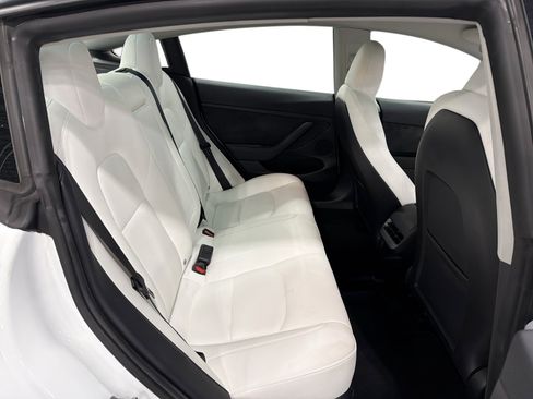 Certified 2023 Tesla Model 3 Standard Range RWD image 11