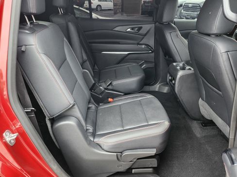 Used 2025 Chevrolet Traverse Z71 w/ LPO, Floor Liner Package image 20