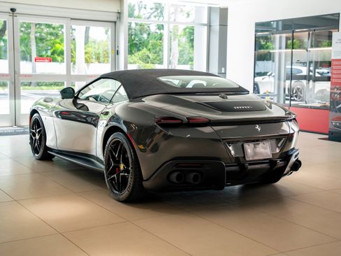 Used 2024 Ferrari Roma Spider image 61