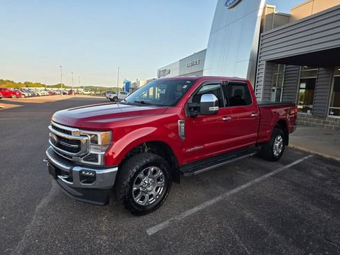 Used 2022 Ford F350 Lariat w/ Lariat Ultimate Package AWD/4WD image 3