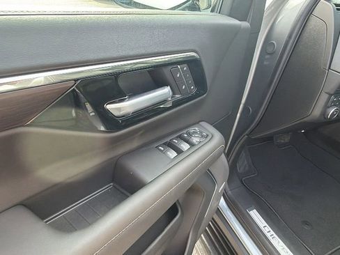 New 2026 Chevrolet Suburban Premier w/ Sun And Tow Package image 12