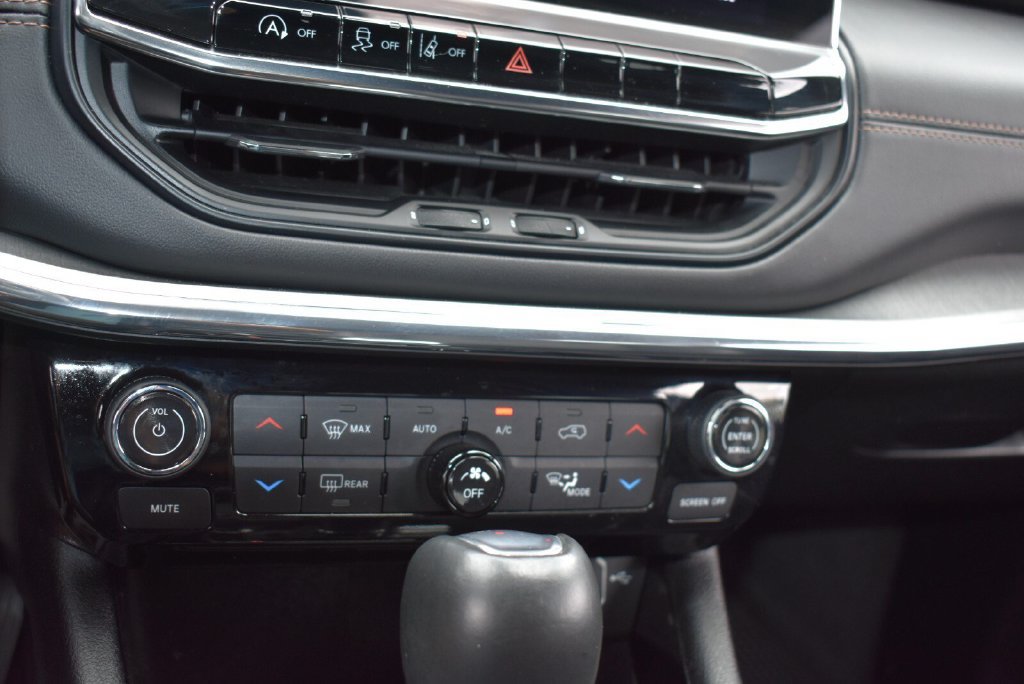Certified 2022 Jeep Compass Limited AWD/4WD image 22