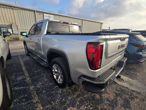Used 2019 GMC Sierra 1500 SLT RWD image 4