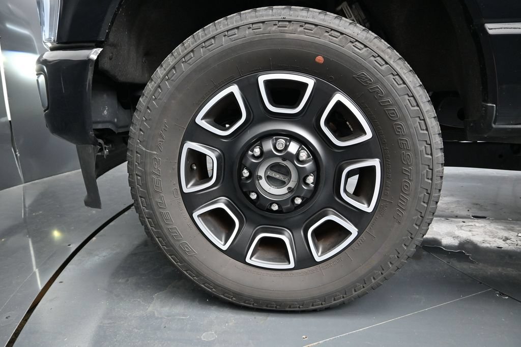 Used 2024 Ford F250 Platinum AWD/4WD image 17